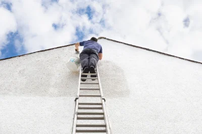 Peinture extérieure à Moulins-sur-Yèvre — façades et ravalement